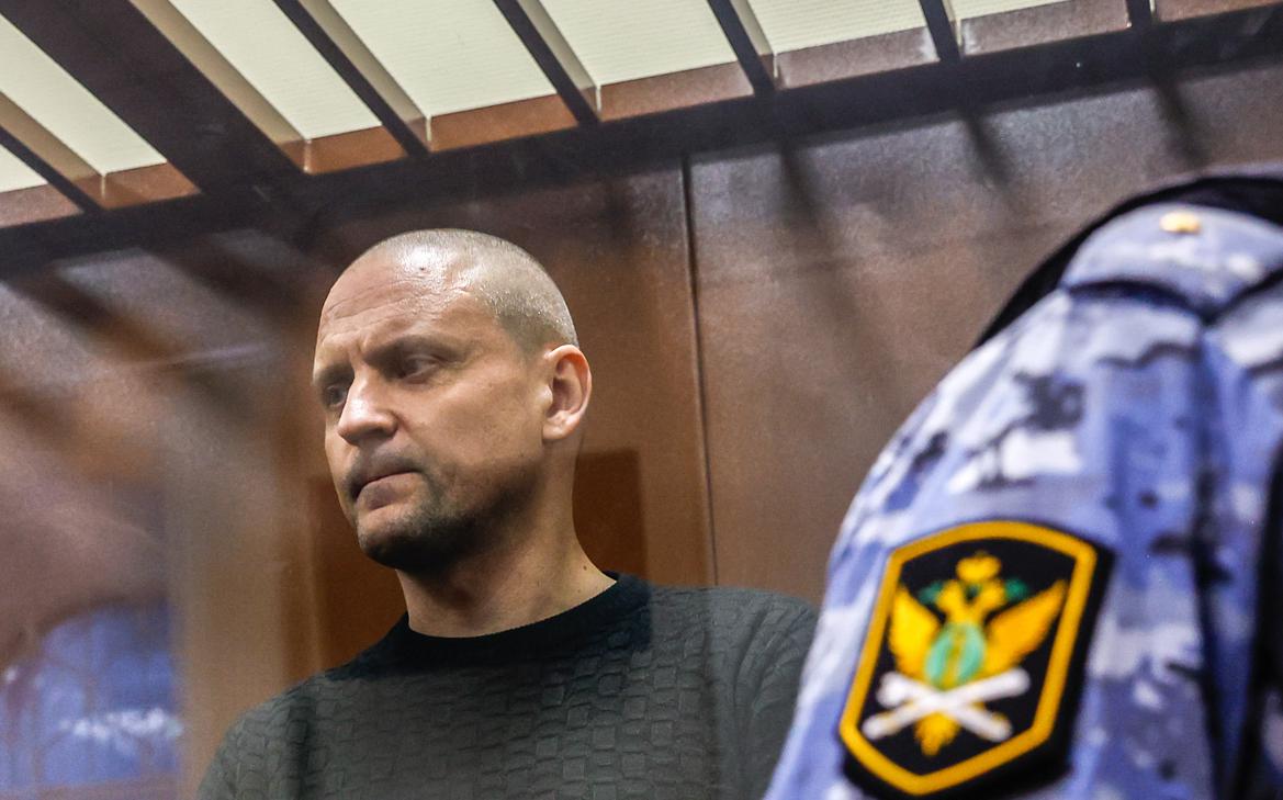 Суд объявил бессрочный перерыв в рассмотрении дела Удальцова