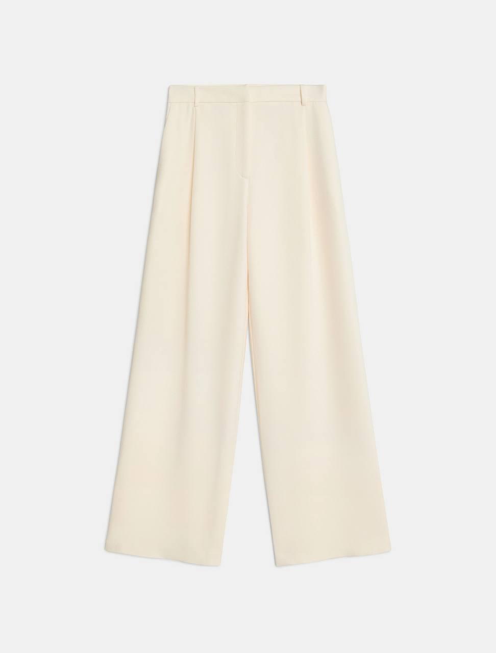 Брюки&nbsp;Idol, 16 990 руб. (idol.ru)