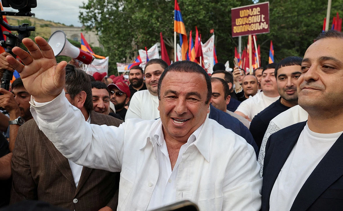 Vahram Baghdasaryan / Reuters