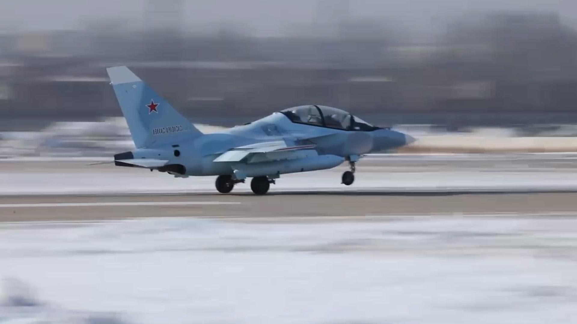 Минобороны России получило новую партию истребителей Су-30СМ2