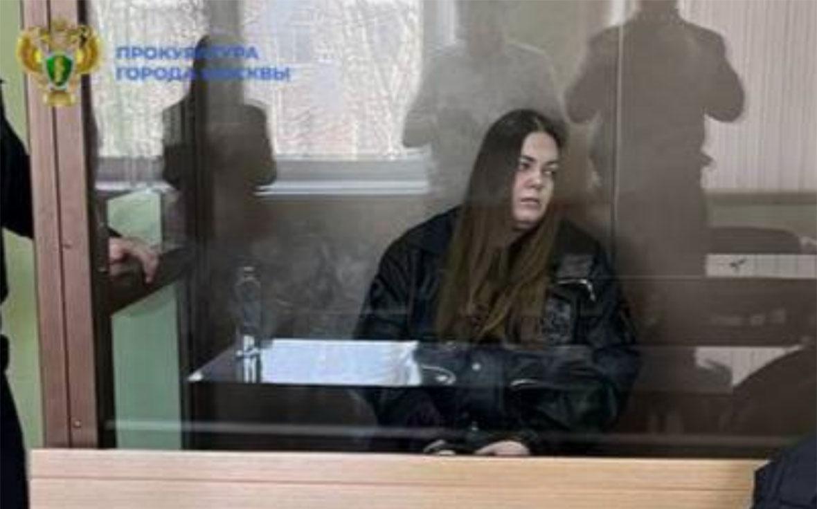 Блогеру Логецкой дали 4 года колонии за мошенничество на ₽32 млн