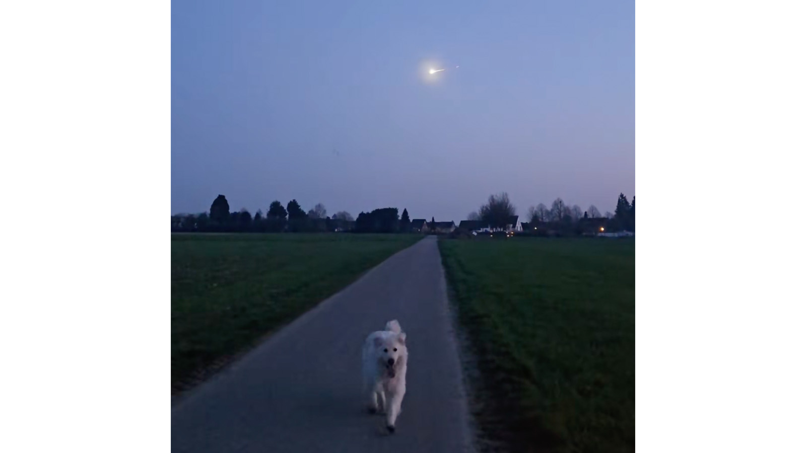 Летящий метеорит