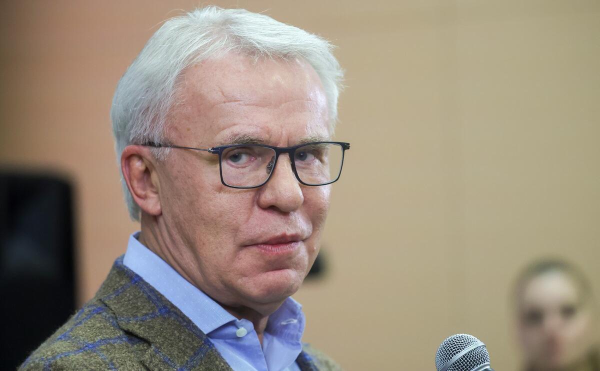 Фетисов заявил, что IIHF продолжает издеваться над сборной Р