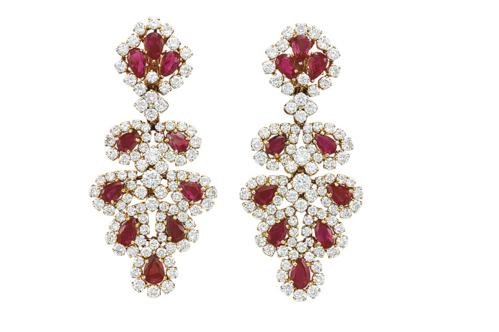 Серьги из рубинов и алмазов, David Webb
