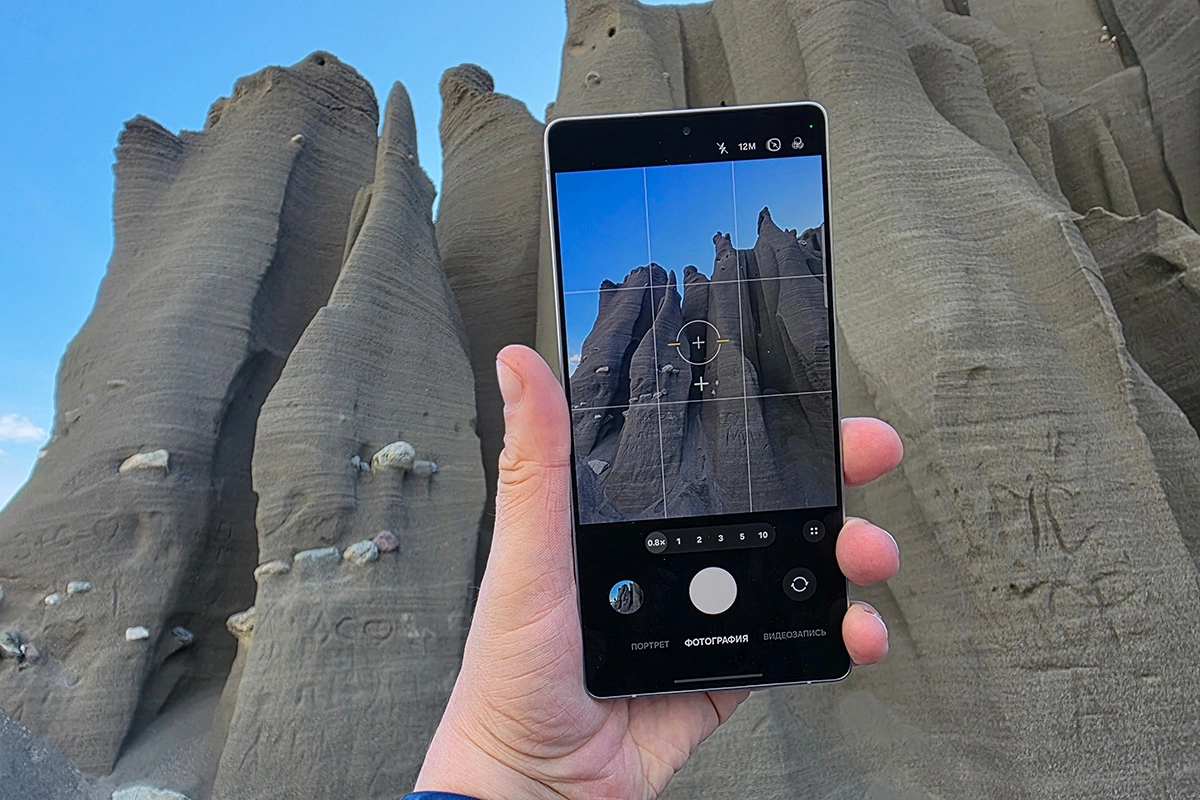 Samsung Galaxy S25 Ultra ругают за отсутствие значительных изменений по сравнению с моделью прошлого поколения, однако он по-прежнему входит в топы рейтингов смартфонов с лучшими камерами