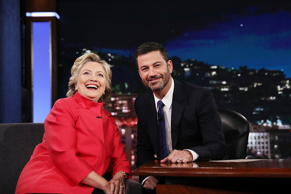Хиллари Клинтон и Джимми Киммел на съемках шоу Jimmy Kimmel Live!