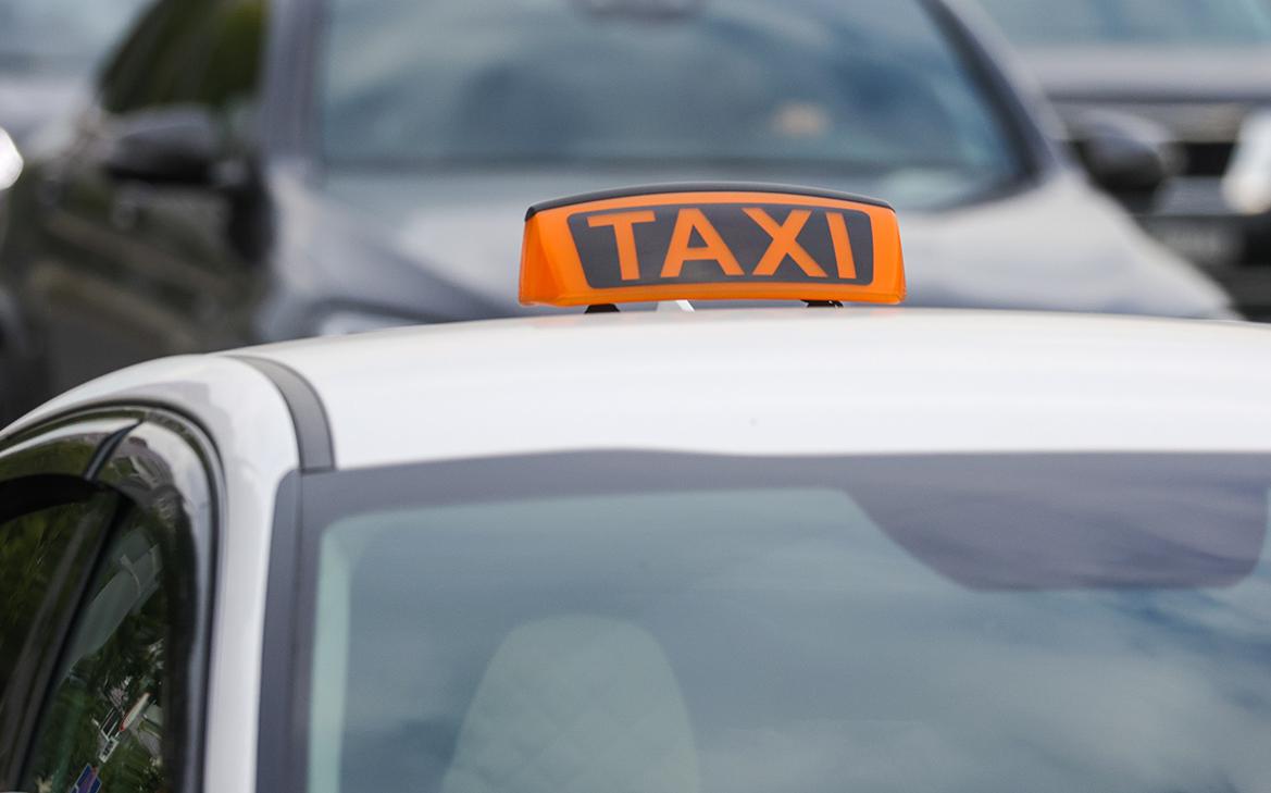 Госдума приняла закон о квоте для нелокализованных такси