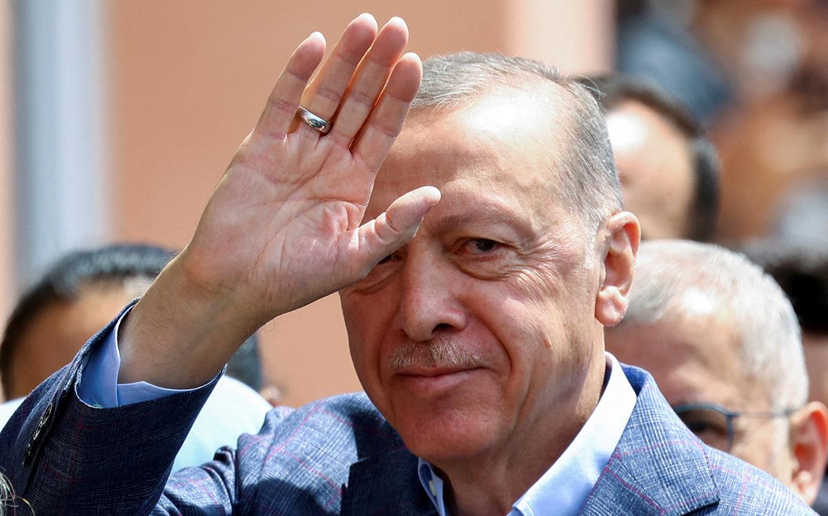 Опросы показали победу Эрдогана во втором туре президентских выборов