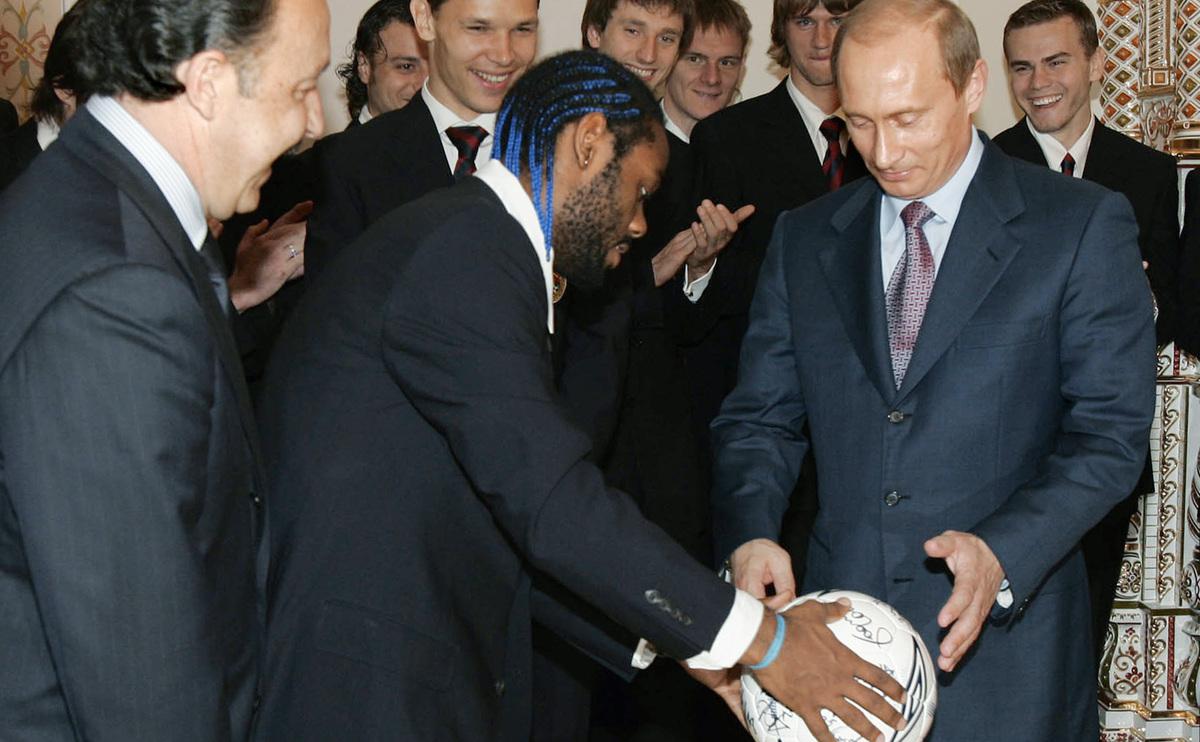 Владимир Путин и Вагнер Лав на приеме после победы ЦСКА в Кубке УЕФА