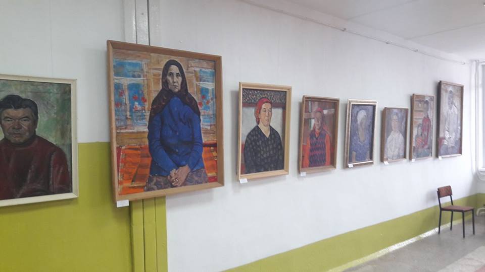 В селе Аскарово организовали выставку картин известного башкирского художника Ахмата Лутфуллина