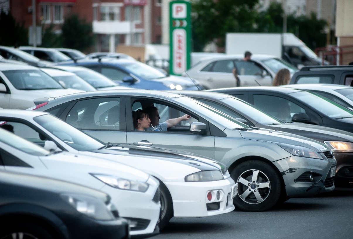 В период с июня по июль количество автомобилей с пробегом, привезенных в Тюменскую область из-за рубежа, выросло на 222,7% по сравнению с аналогичным периодом 2022 года