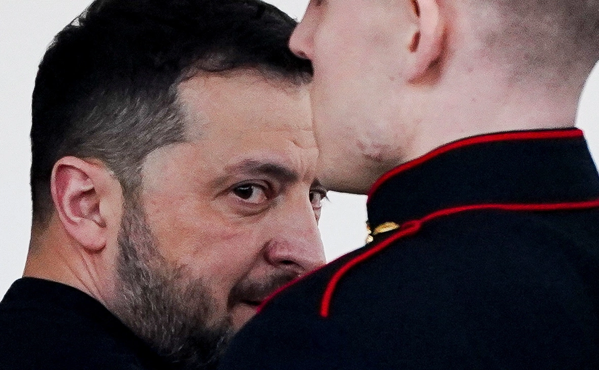 Nathan Howard / Reuters