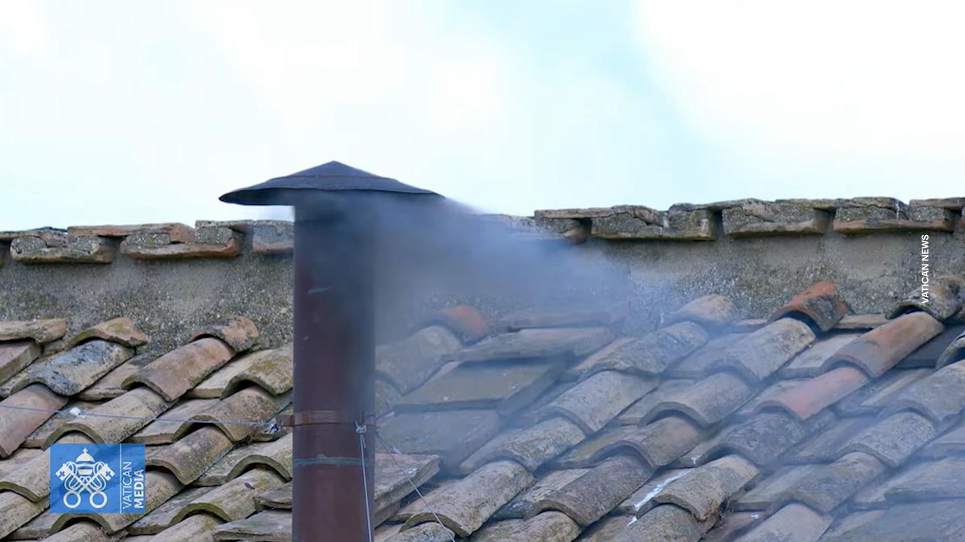 Папу римского не смогли избрать с третьей попытки