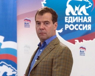 Д.Медведев опять станет лицом единороссов на региональных выборах