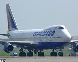 "Трансаэро" задержала самолет с туристами более чем на сутки
