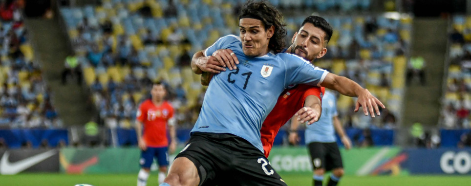 Уругвай обыграл Чили и занял первое место в группе С на Кубке Америки