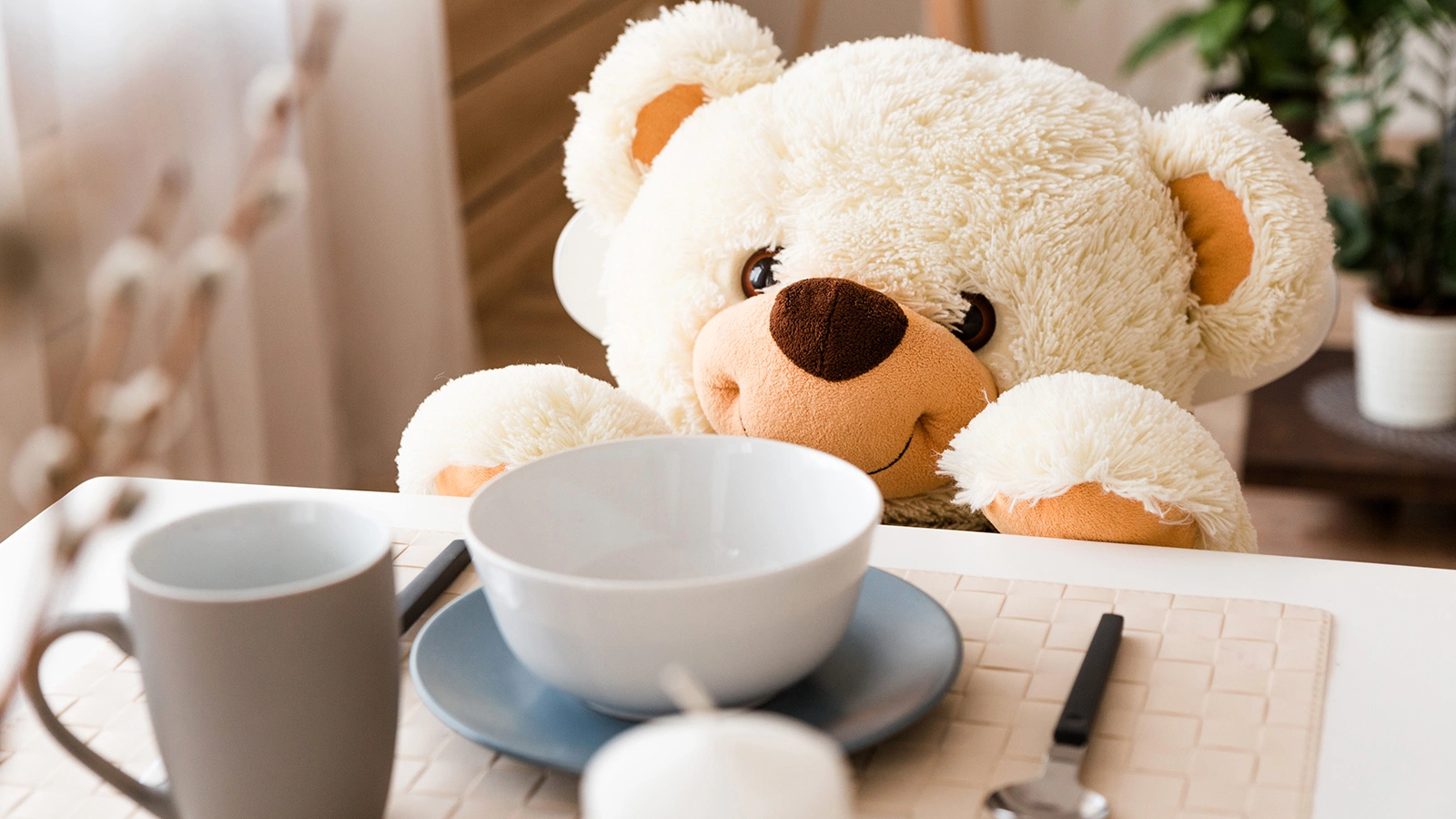 Плюшевый медведь