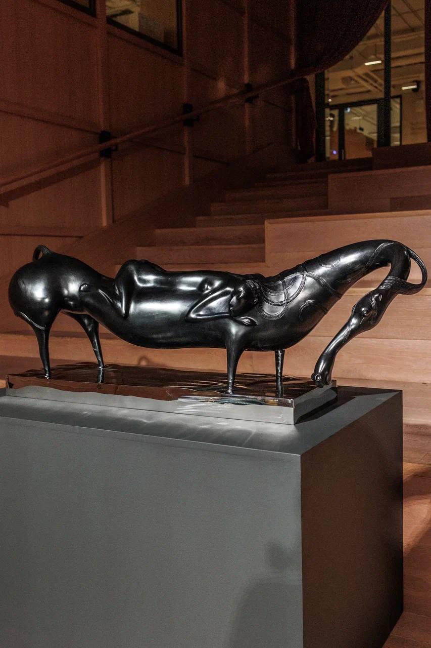 Выставка Даши Намдакова &laquo;Тушь&raquo; в пространстве No&ocirc;dome