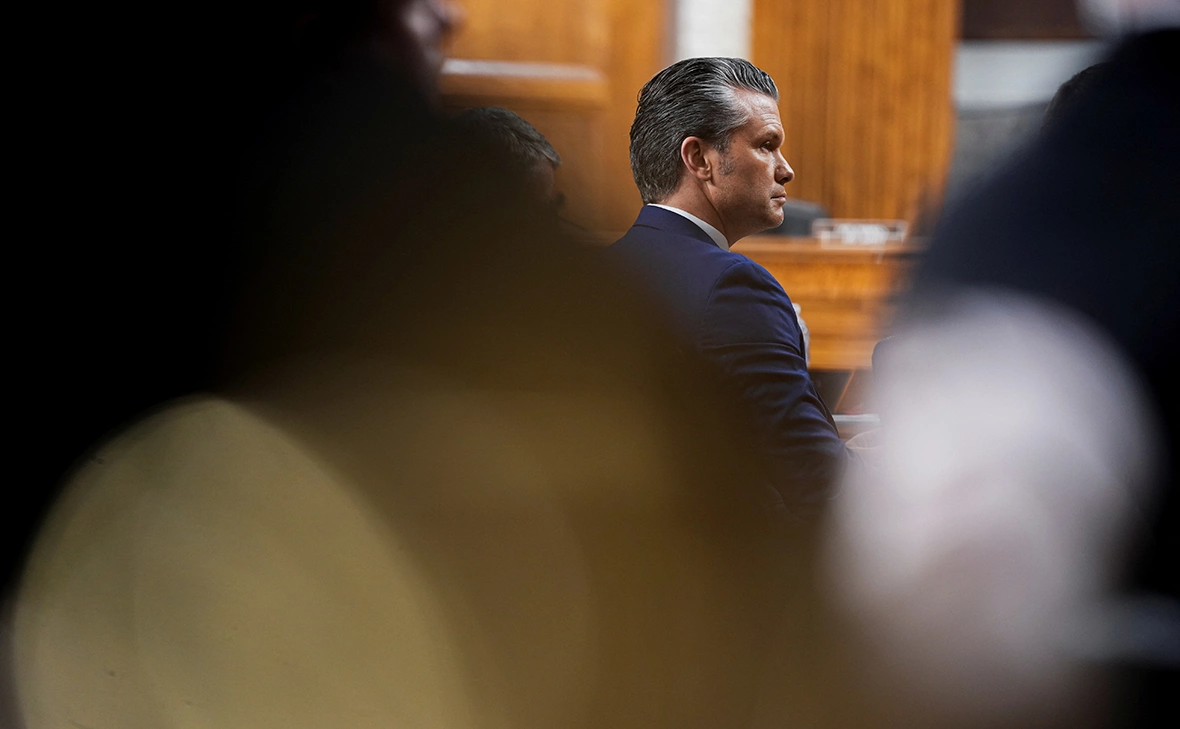 Ken Cedeno / Reuters