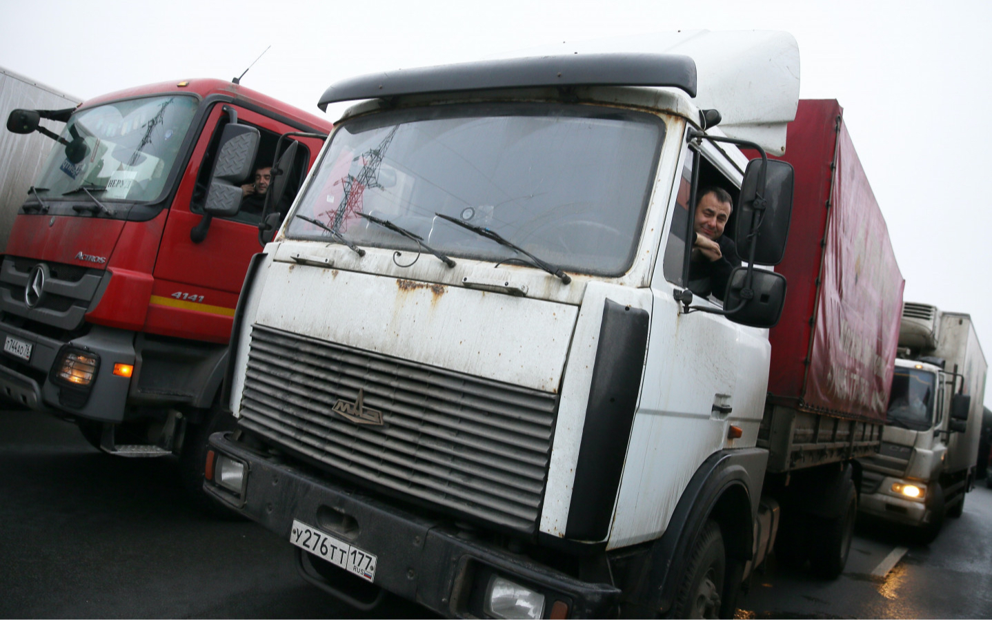 С 1 июля грузовики в Москву будут пускать только при условии наличия специального пропуска. Власти рассказали, как его получить