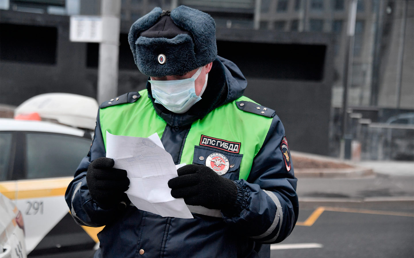 Более 32 млн штрафов в год. ГИБДД Москвы посчитала количество нарушений ::  Autonews