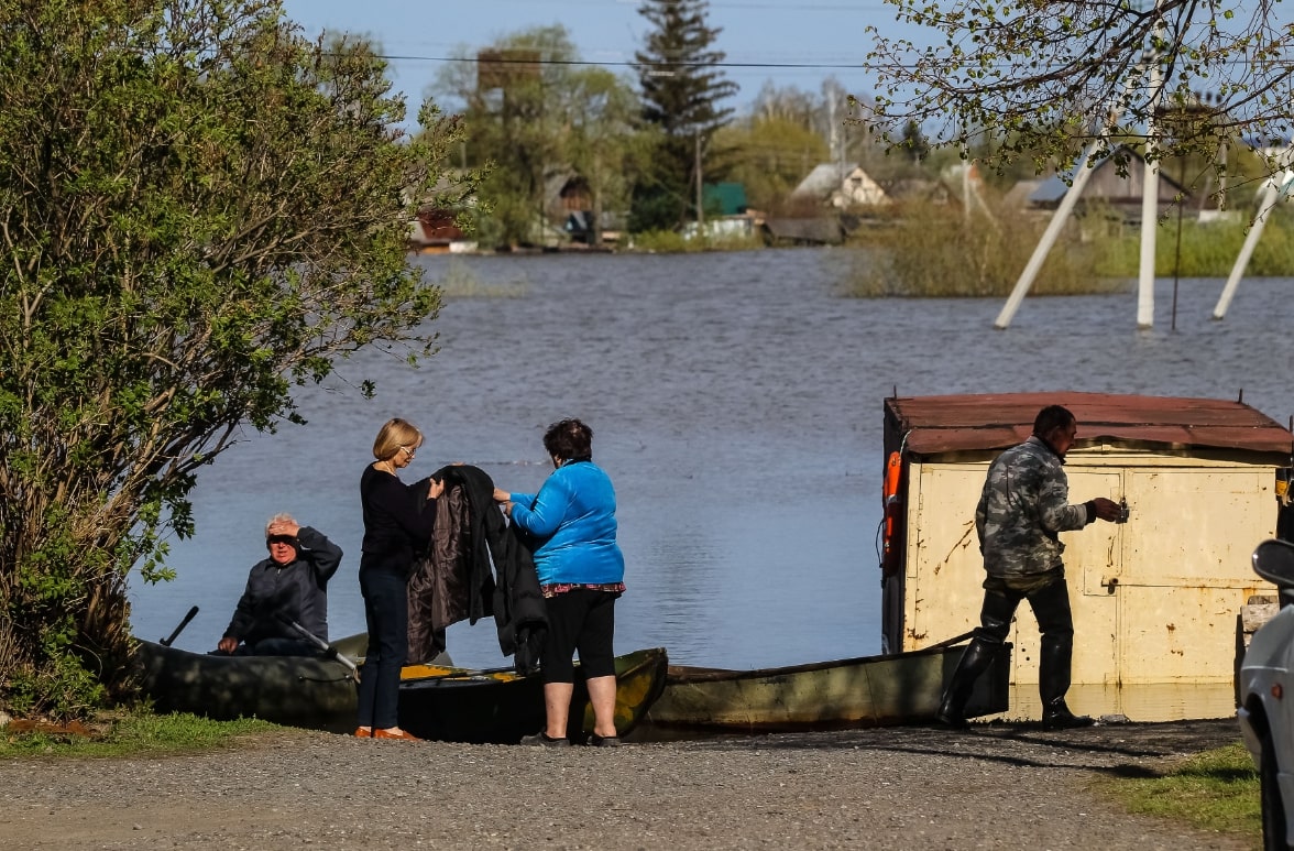 Жителей Казанского района призвали эвакуироваться с вещами и документами