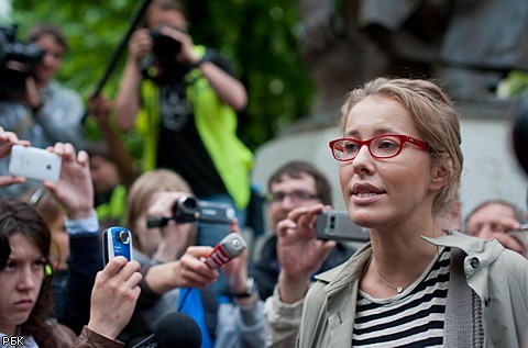 В Москве продолжаются оппозиционные "народные гуляния"