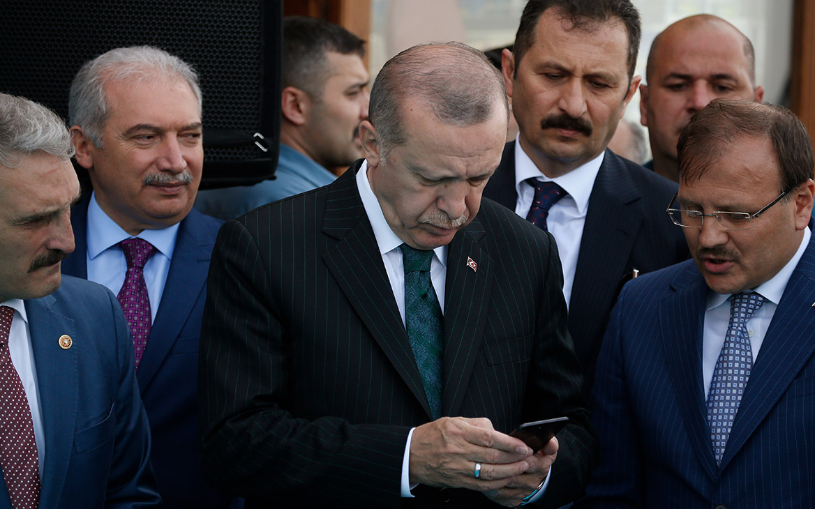 Эрдоган пообещал созвониться с Путиным в день визита генсека ООН в Москву