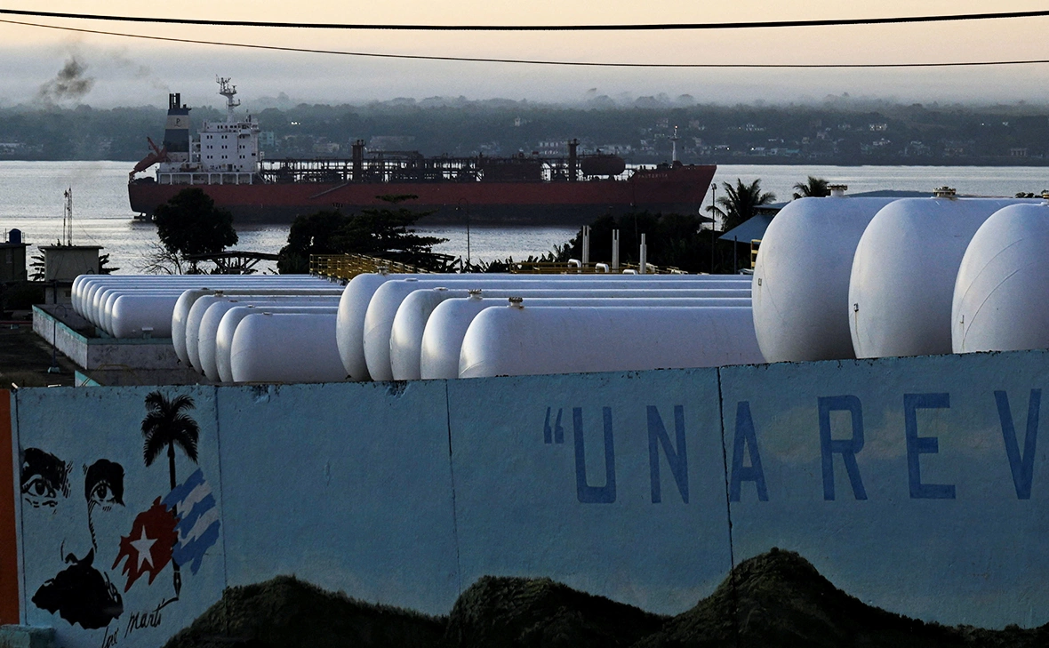 Norlys Perez / Reuters