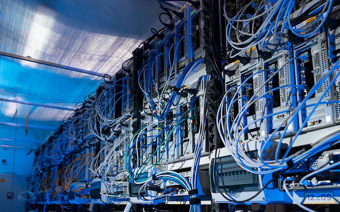 «ИКС Холдинг» купит разработчика средств защиты данных Crosstech