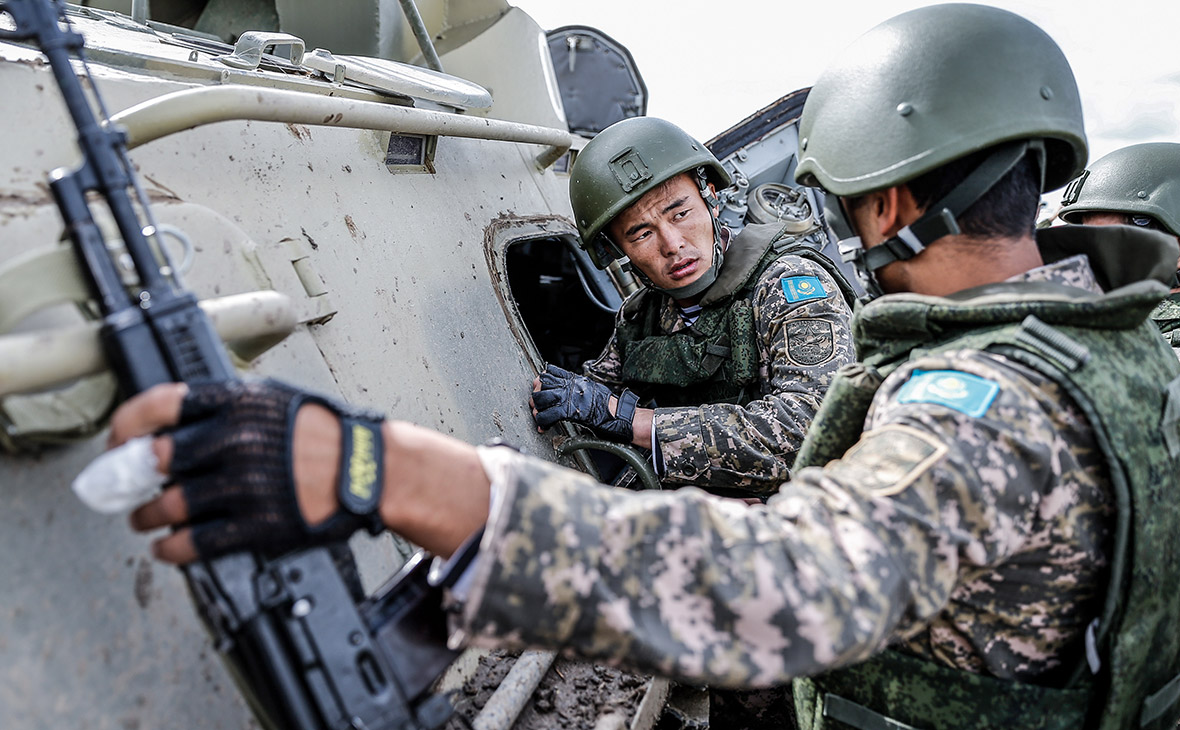 Казахстанские военнослужащие