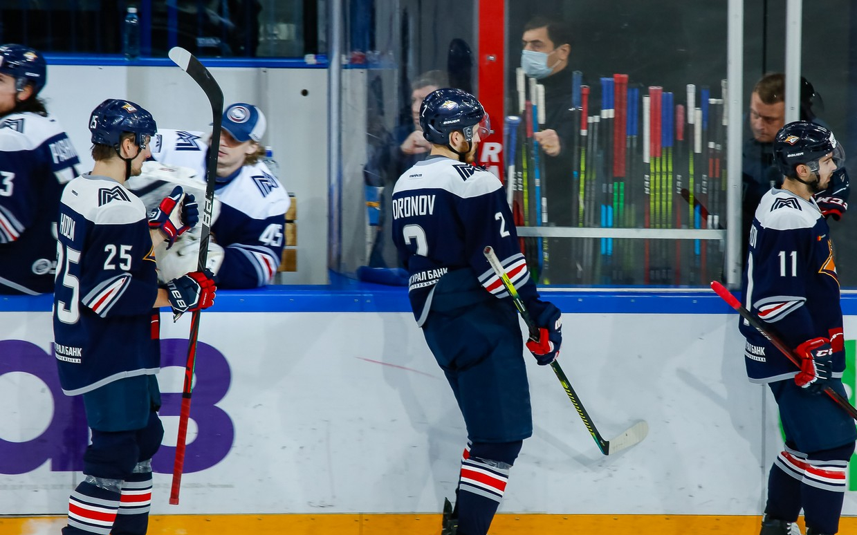 «Металлург» выиграл восьмой матч подряд в КХЛ