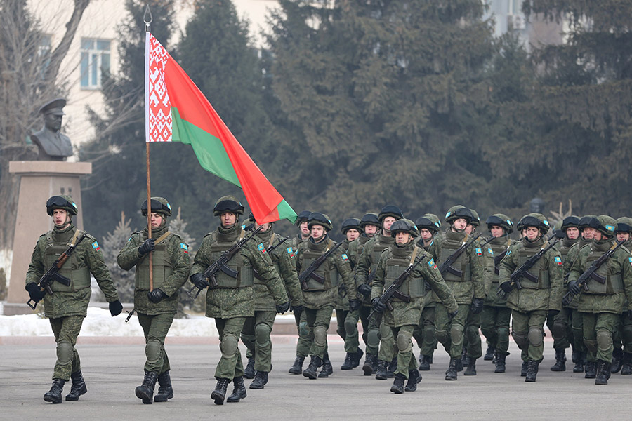 В составе сил ОДКБ в Казахстане находились более 2 тыс. миротворцев из России, Белоруссии, Киргизии и Армении и 250 единиц техники