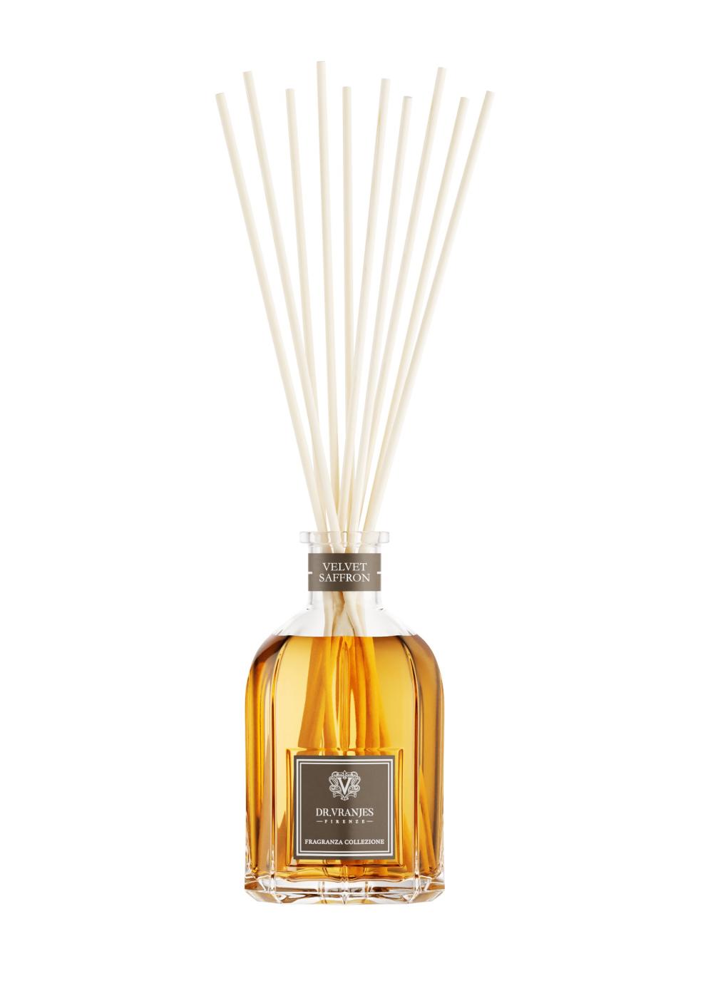 Диффузор для дома Velvet Saffron, Dr. Vranjes Firenze, 11 400 руб. (dr-vranjes.ru)