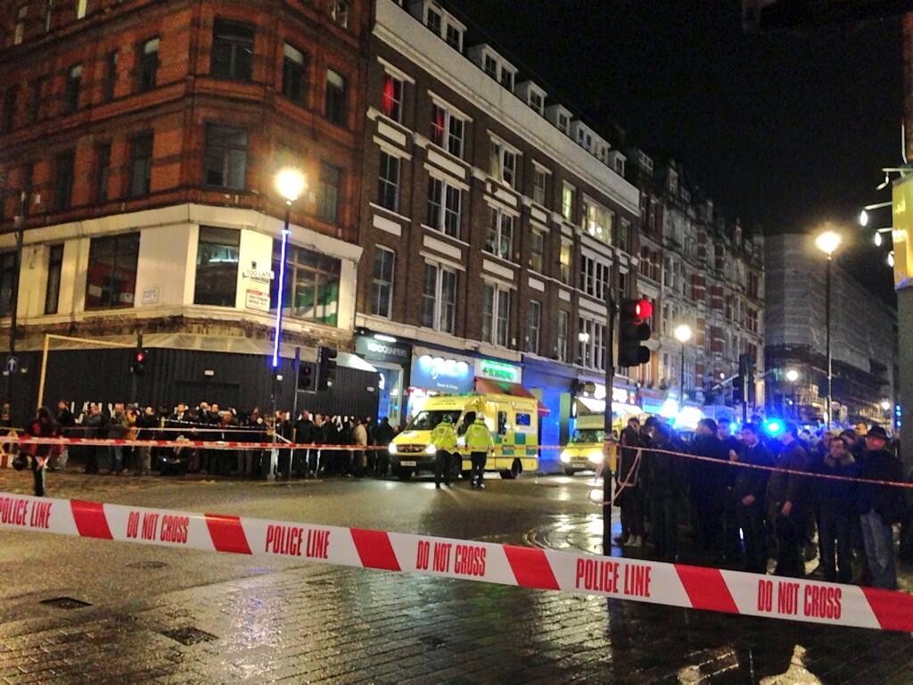 В лондонском театре во время спектакля рухнул балкон: около 90 раненых