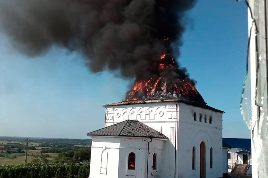 Фото: Горнальский Свято-Николаевский Белогорский мужской монастырь