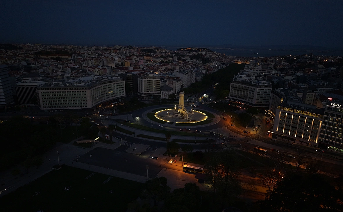 Osvaldo Silva Angola / Shutterstock