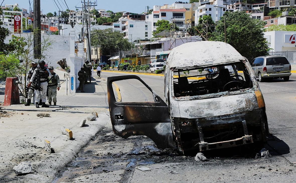 Javier Verdin / Reuters