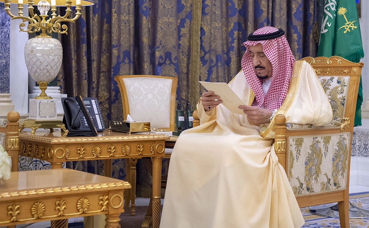 Bandar Algaloud / Saudi Kingdom Council / Anadolu / Reuters
