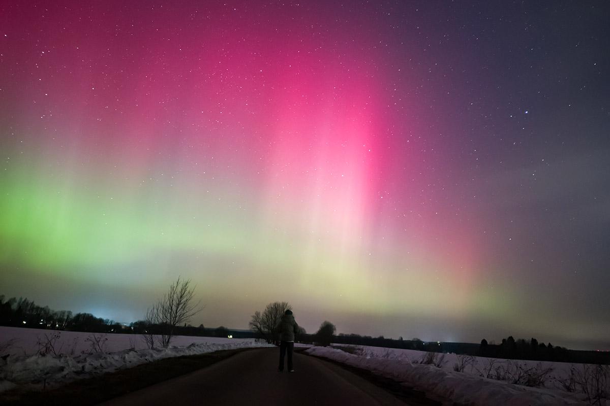 Полярное сияние, город Тутаев, Ярославская область, 23 марта 2026 года