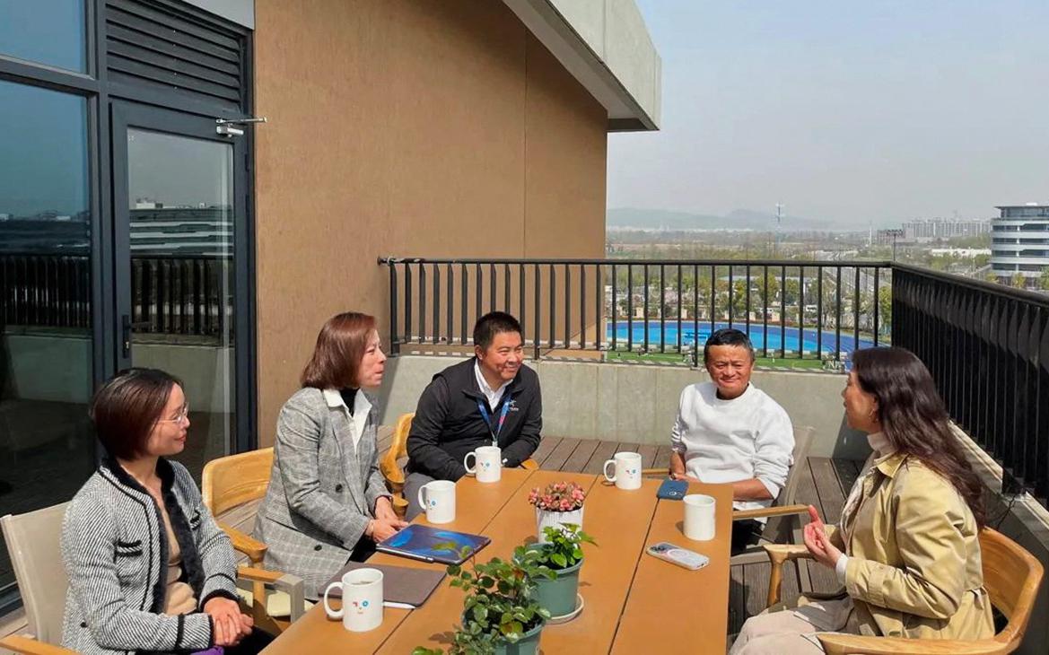Сооснователь Alibaba Джек Ма вернулся в Китай спустя год отсутствия