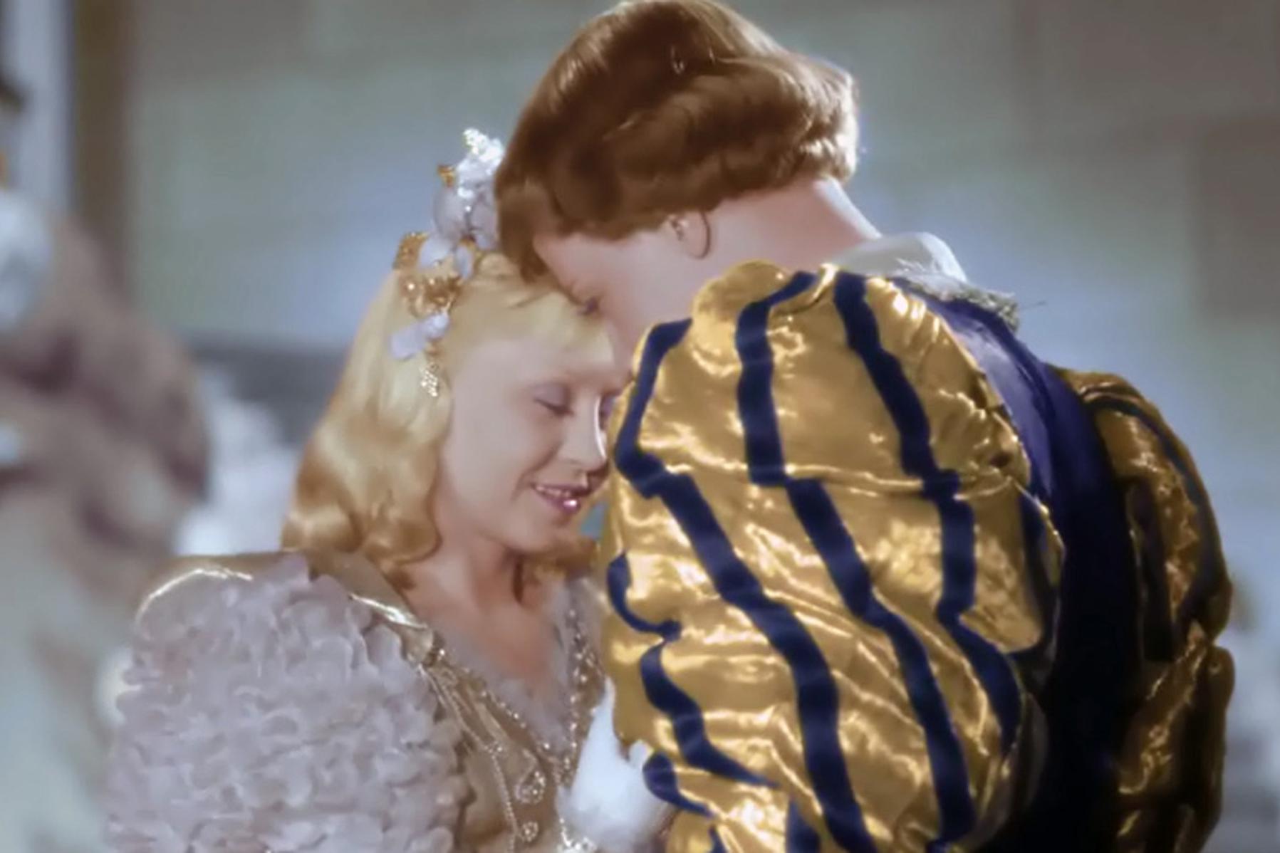 Кадр из фильма «Золушка»