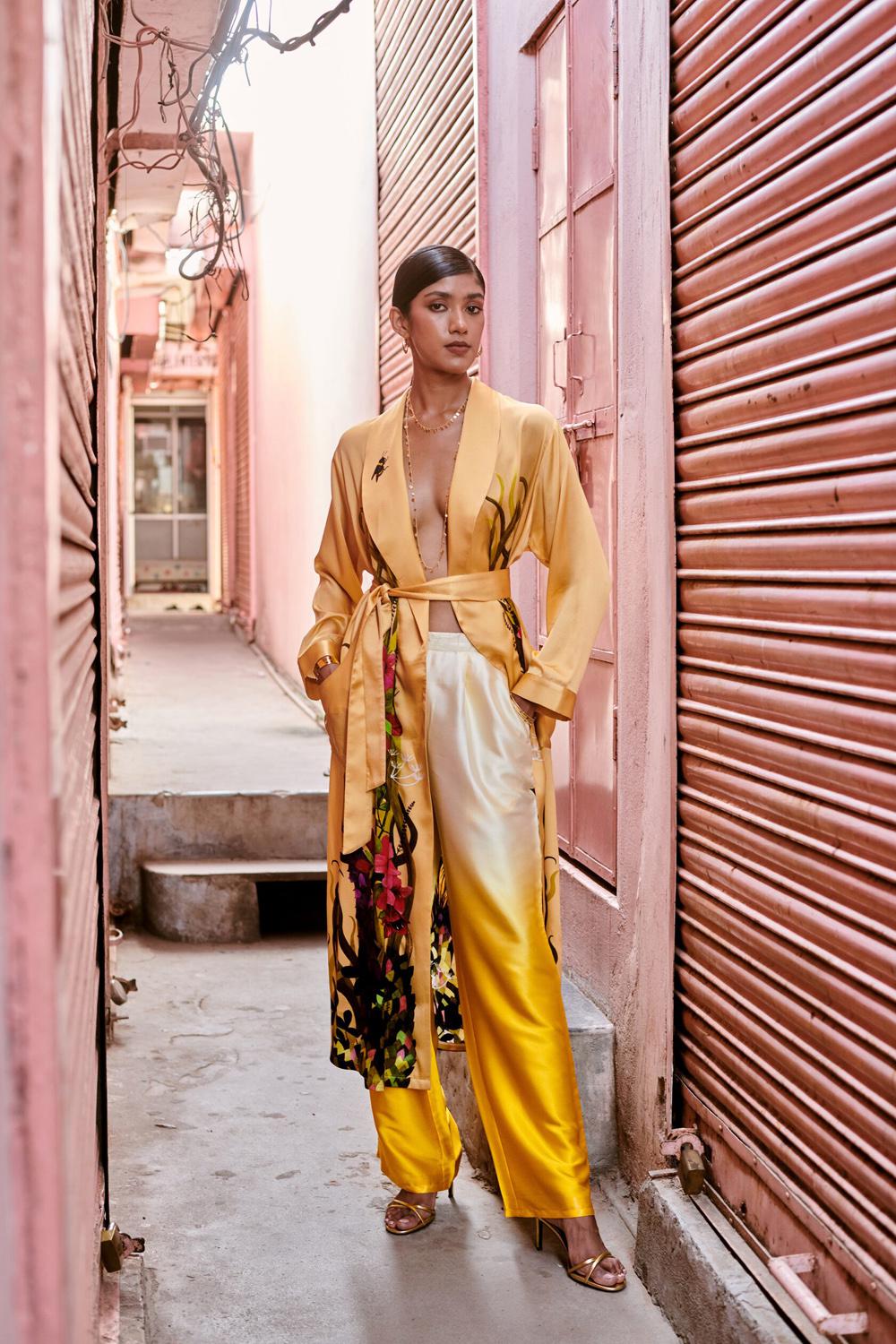 Костюмы и платья-халаты из натурального шелка с авторскими принтами,&nbsp;Sage Journey