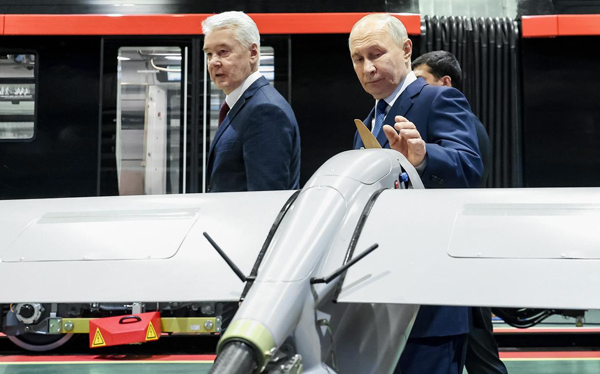 Путин поручил определить ответственность беспилотников при ДТП