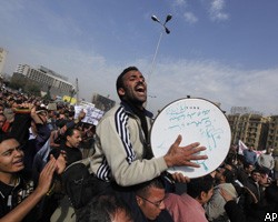 ТВ: Число митингующих на площади Свободы в Каире достигло 2 млн