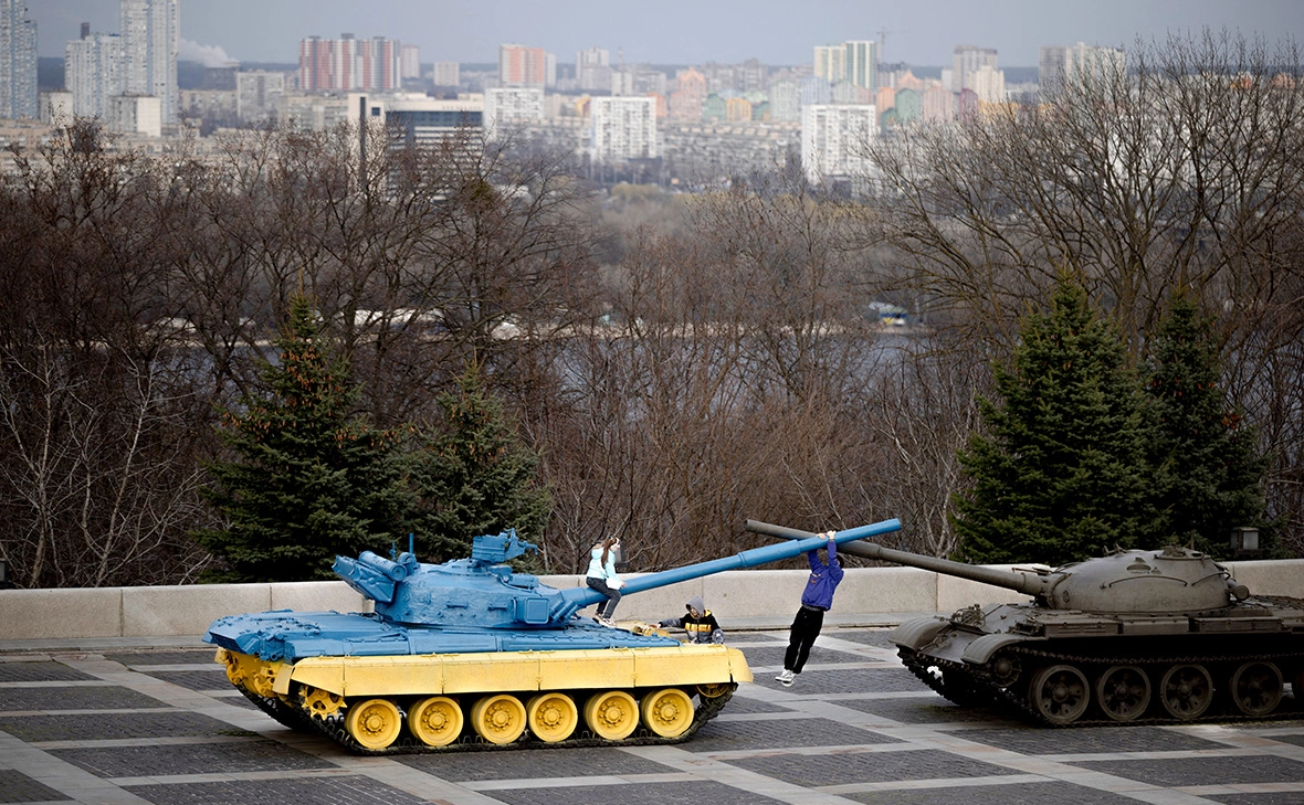 Thomas Peter / Reuters