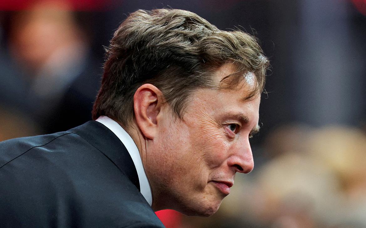 Маск решил стать триллионером. Что он сможет себе позволить?