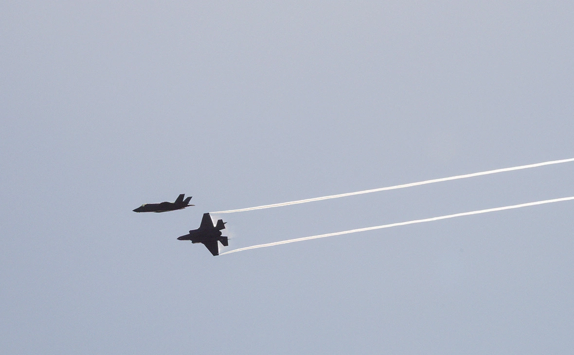 Eva Marie Uzcategui / Reuters