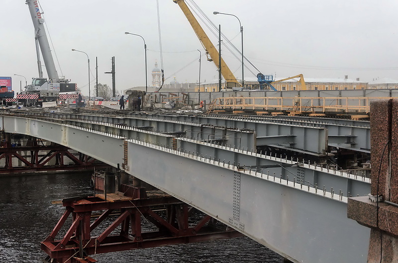 Ремонт Тучкова моста в Петербурге