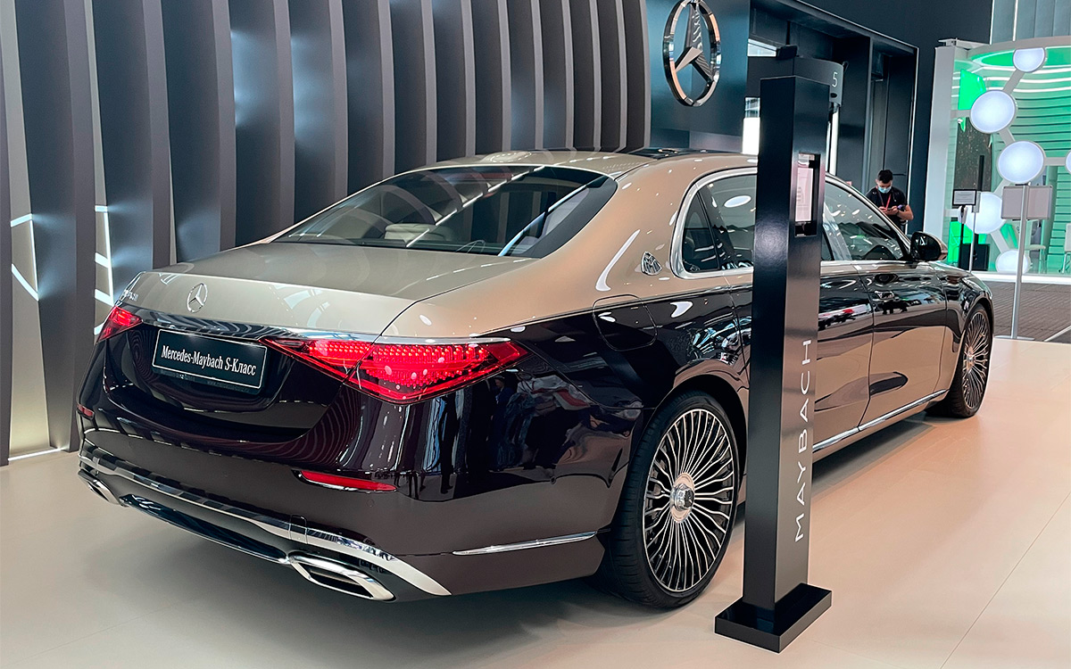 Mercedes-Benz S-Class Maybach